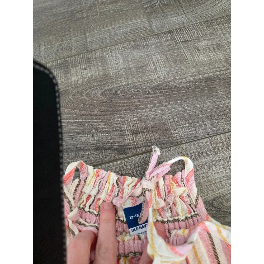 Old navy baby girl romper‎ 12-18 mos